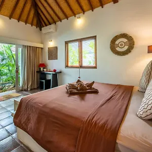 villa-fendi-seminyak.ubudhotelsnow.com/